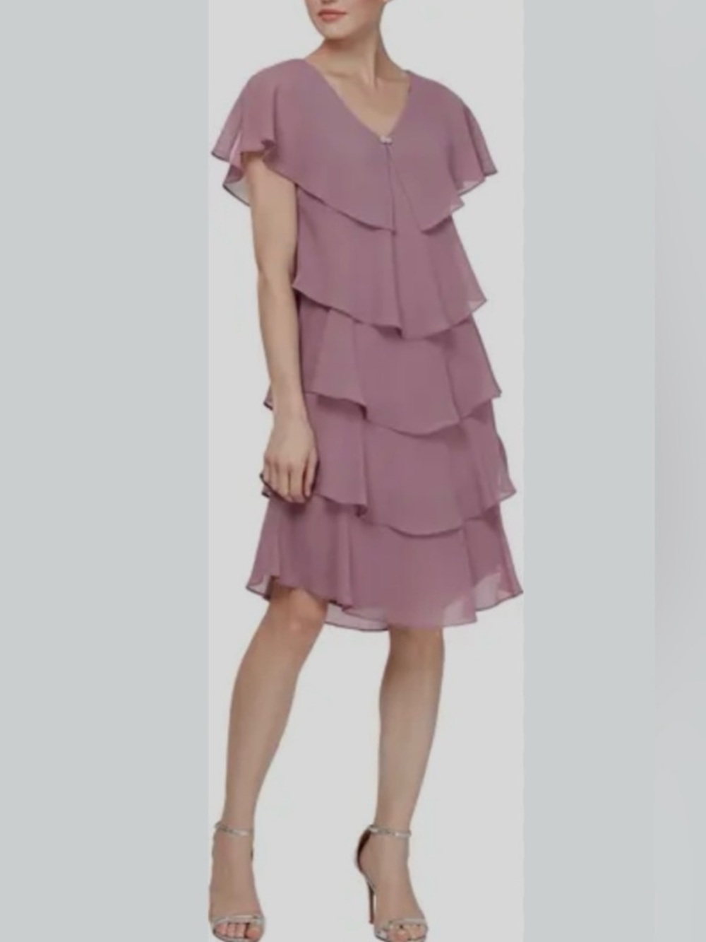 Ignite Evenings Jewel V-Neck Short Sleeve Georgette Tiered Capelet Shift Dress